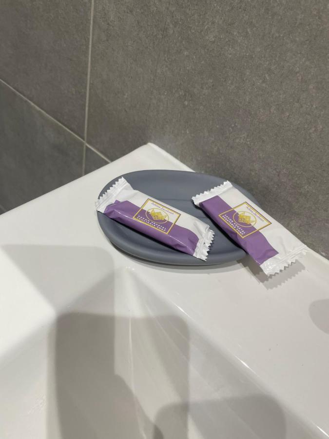 Maison Proche Du Centre Ville De La Gare L Aeroport De Шарлероа Екстериор снимка